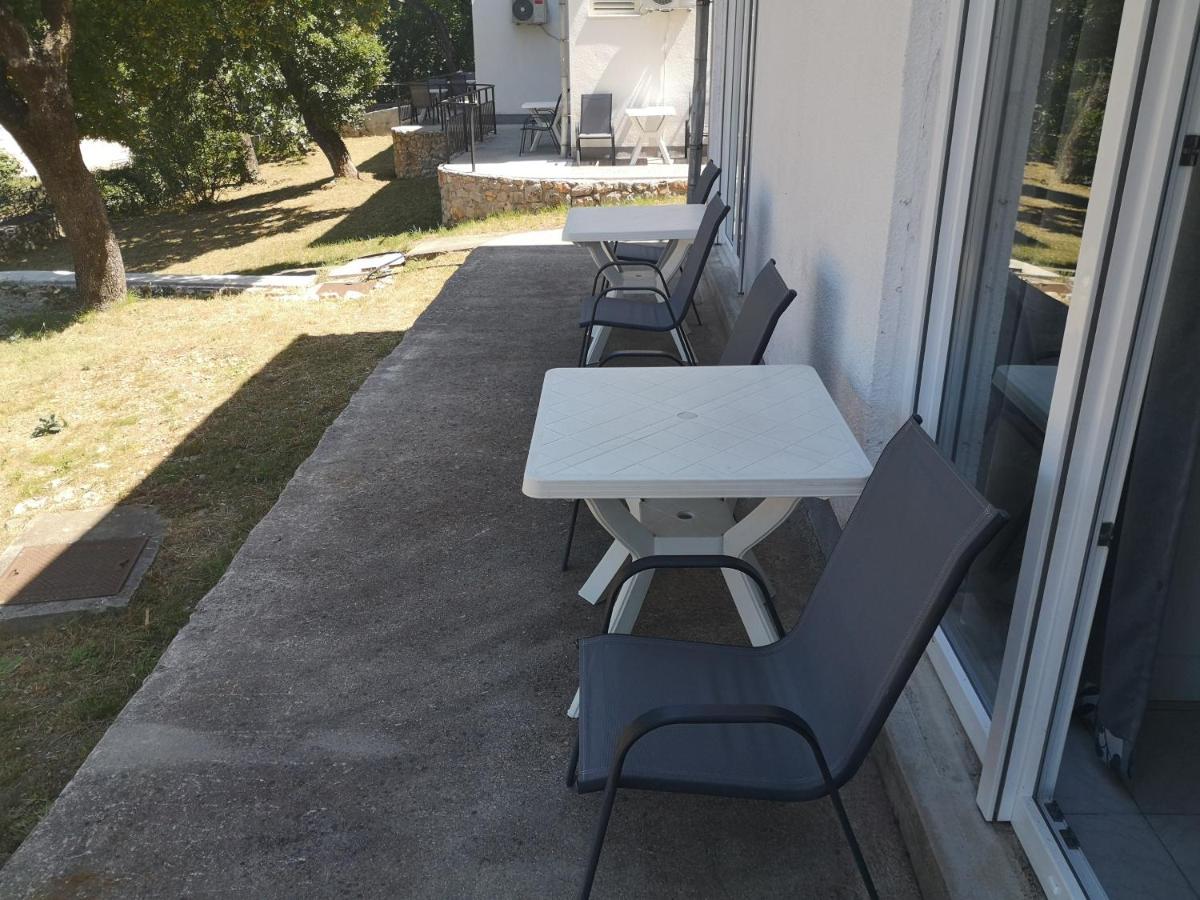Guest House Morska Grota Povile Extérieur photo