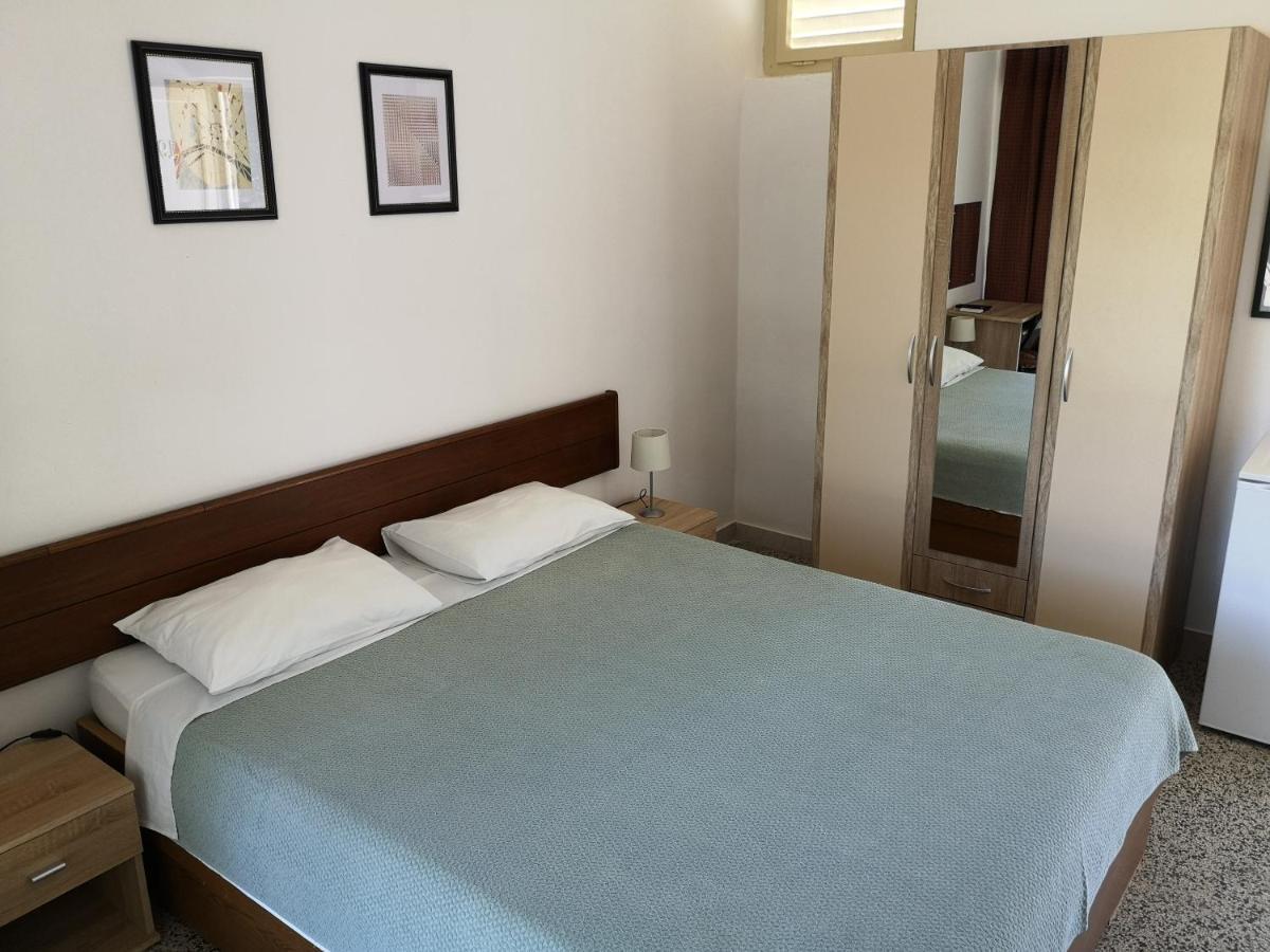 Guest House Morska Grota Povile Extérieur photo