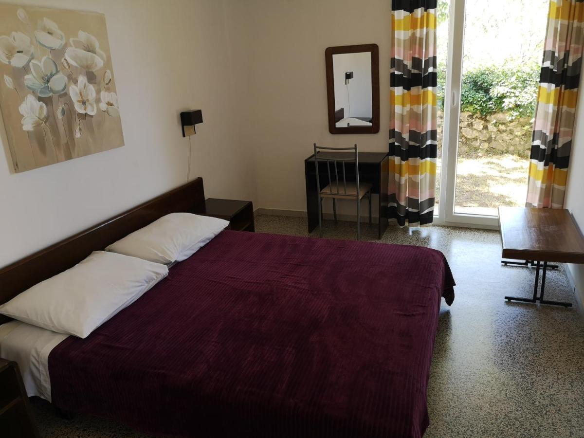 Guest House Morska Grota Povile Extérieur photo