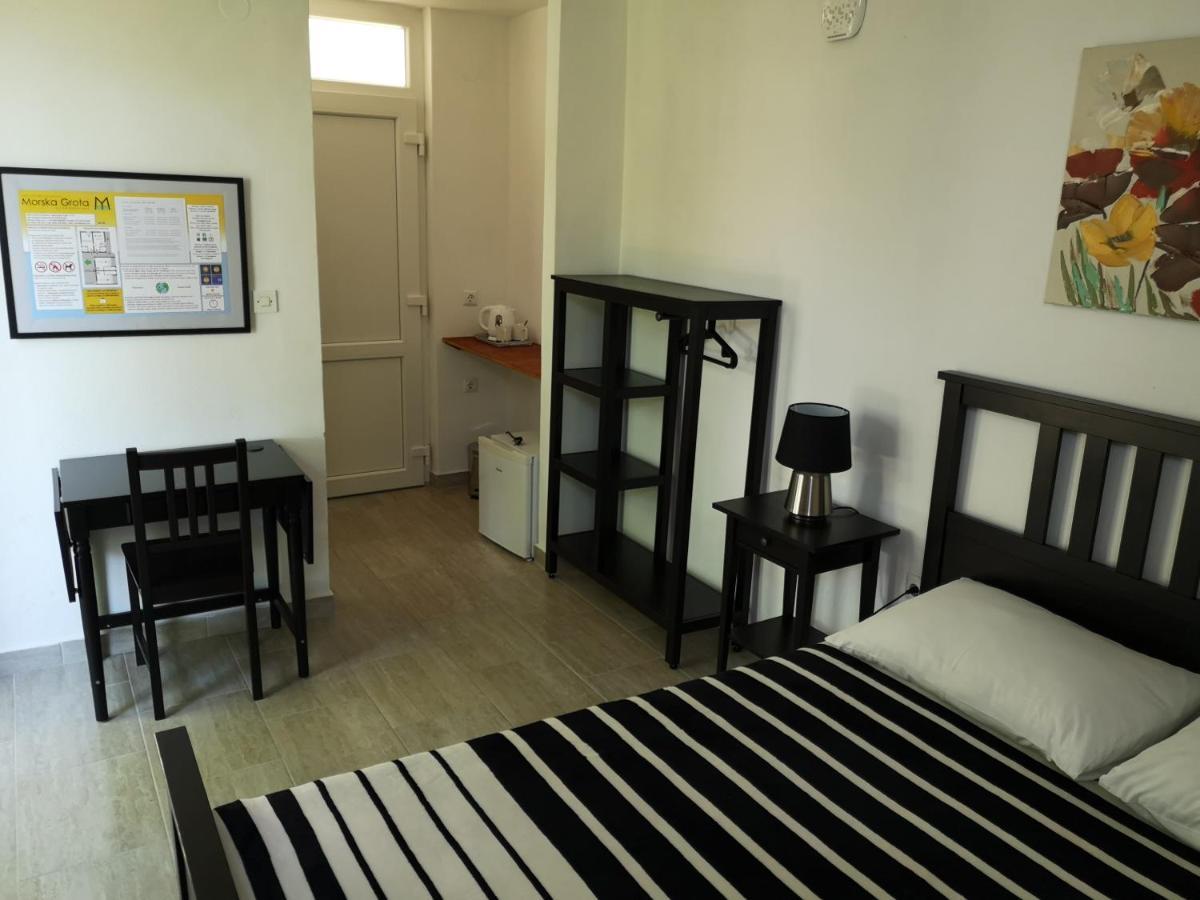 Guest House Morska Grota Povile Extérieur photo